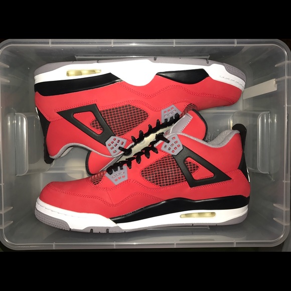 AIR JORDAN 4 RETRO "TORO BRAVO" - Picture 3 of 7